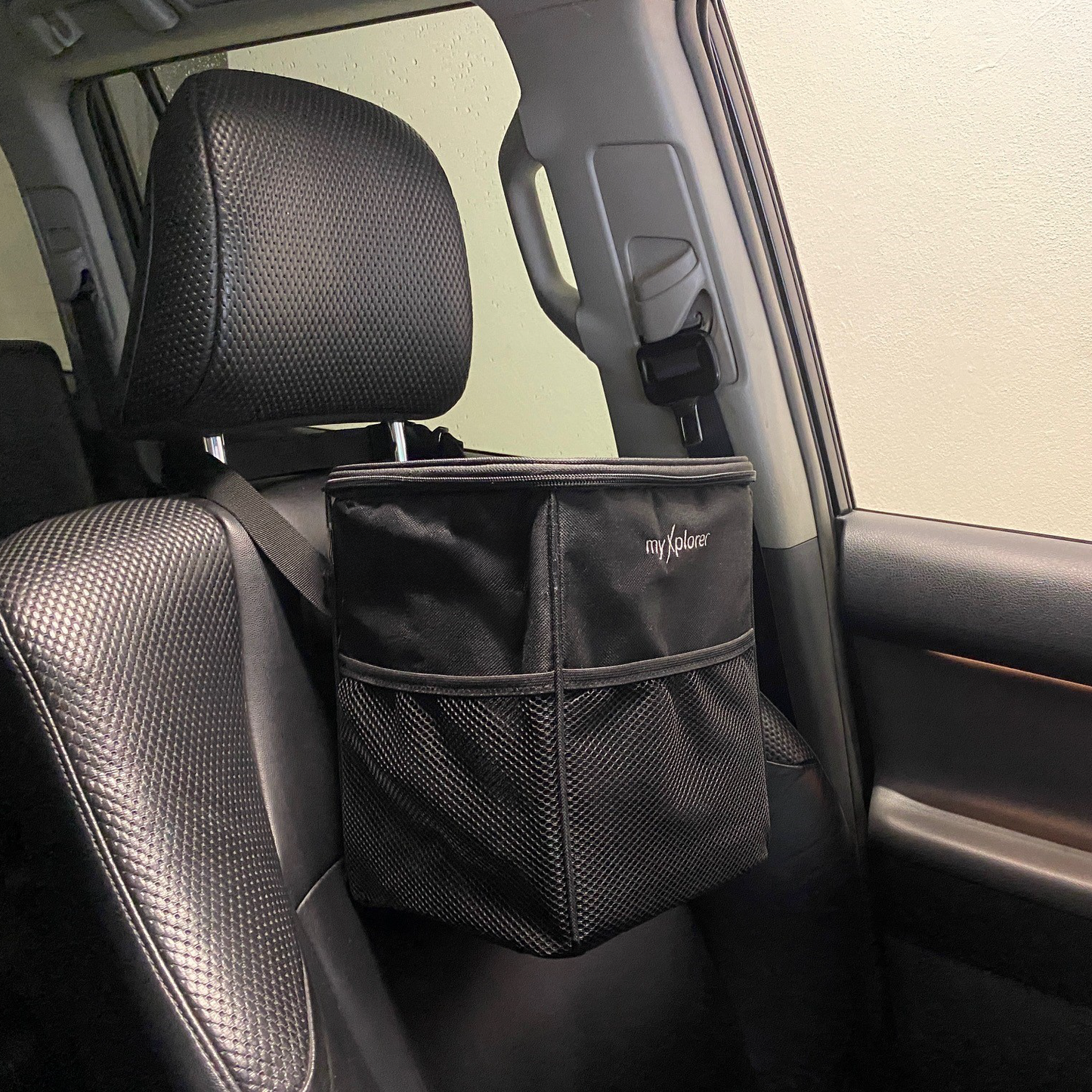 Leakproof Van & Car Rubbish Bin –  Heavy-duty Bin with magnetic bin-liner clips (10L Capacity)